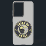 Trick oder Leckerbissen Halloween grimmigem Sensen Samsung Galaxy Hülle<br><div class="desc">Halloween Typografy Trick oder behandeln Grim Sensenmann Tod</div>