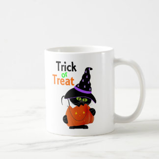 Trick-oder Leckerei-Halloween-Katze mit Kürbis Kaffeetasse