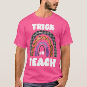 Trick oder lehren Niedliche Halloween-Lehrerin Aut T-Shirt
