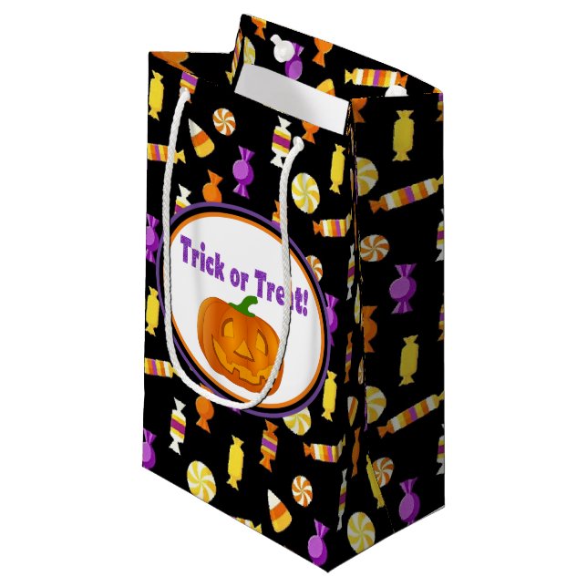 Trick oder Treat Candy Muster Halloween Paper Kleine Geschenktüte (Vorderseite Schrägansicht)