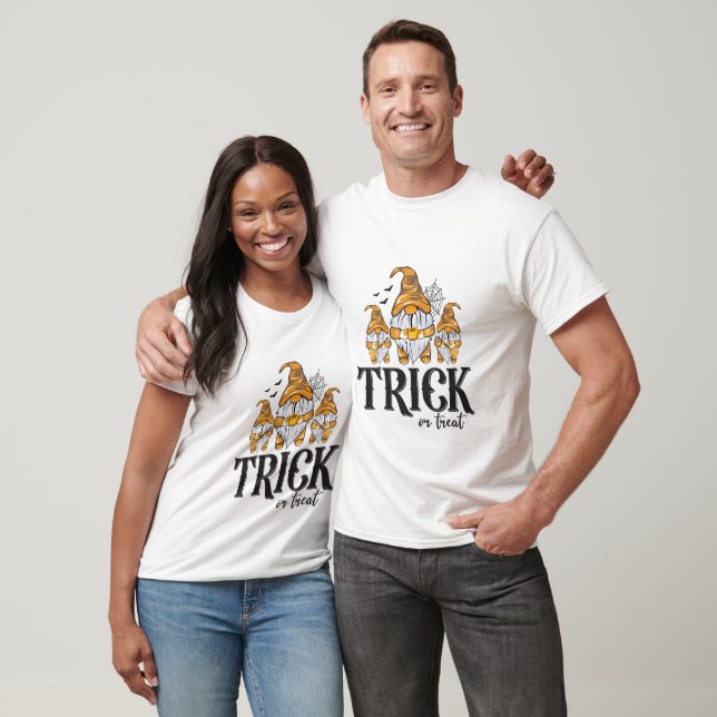 Trick oder Treat - Halloween T-Shirt (Unisex)