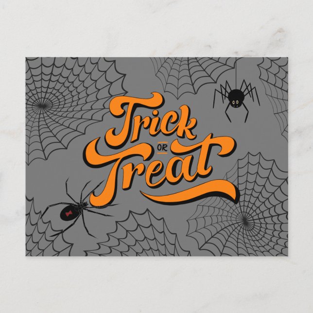 Trick oder Treat Typografie mit Spinnen ID680 Postkarte (Vorderseite)