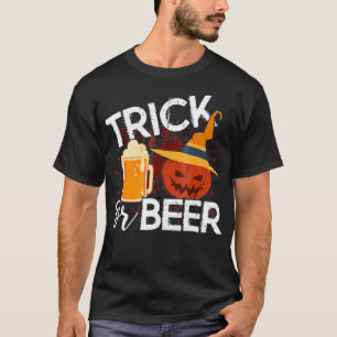 Trick or bier Funny Halloween Drink T-Shirt