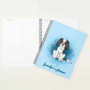 Tricolor Cavalier King Charles Spaniel Hund auf Bl Planer