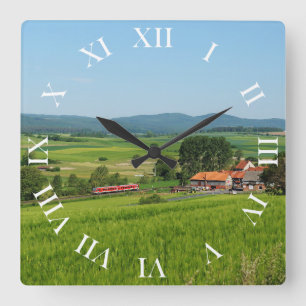 Triebwagen in Todenhausen Quadratische Wanduhr