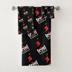 Trini to de Bone mit Islands Map Angles auf BLACK Badhandtuch Set