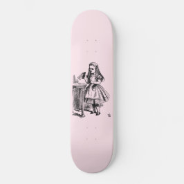 Trink mich (Alice's Adventures in Wonderland) Skateboard