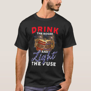 Trinken Sie den Stiefel und zünden Sie die Sicheru T-Shirt