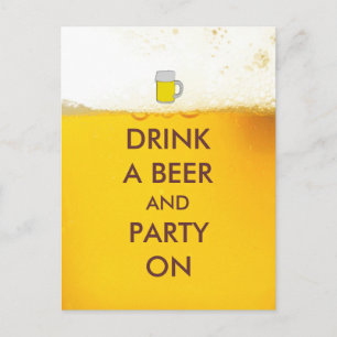 Trinken Sie ein Bier und Party auf Postkarte