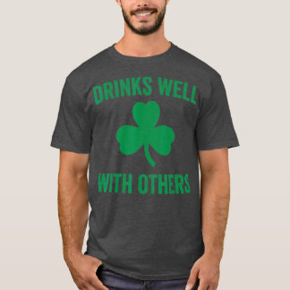 Trinken Sie gut mit anderen Funny St Patricks Beer T-Shirt