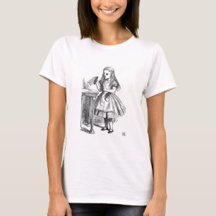 Trinken Sie mich (Alice im Wunderland) T-Shirt