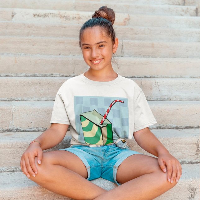 Trinken Sie mit einem Strohdach-T - Shirt (Von Creator hochgeladen)