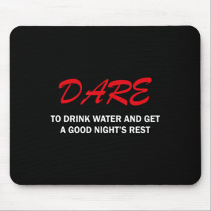 Trinken Sie Wasser, um sich eine gute Erholung zu Mousepad