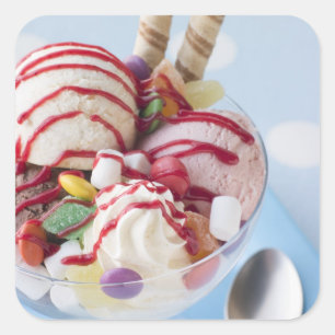 Trio der Eiscreme und des süßen Eiscremebechers Quadratischer Aufkleber