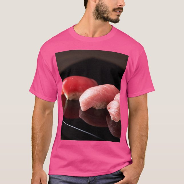 Trio of Tuna – Serene Red Beauty T-Shirt (Vorderseite)