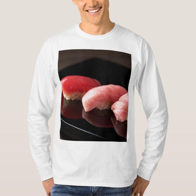 Trio of Tuna – Serene Red Beauty T-Shirt (Vorderseite)