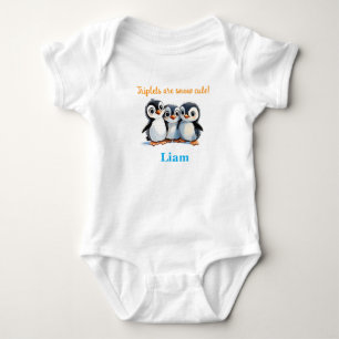 Triplets Baby Duschgeschenk, Pinguine, mit Namen, Strampler