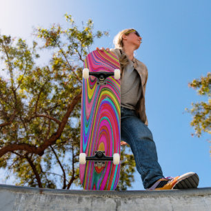 Trippelgelbe, rote und blaue Abstrakte Groovy Art Skateboard