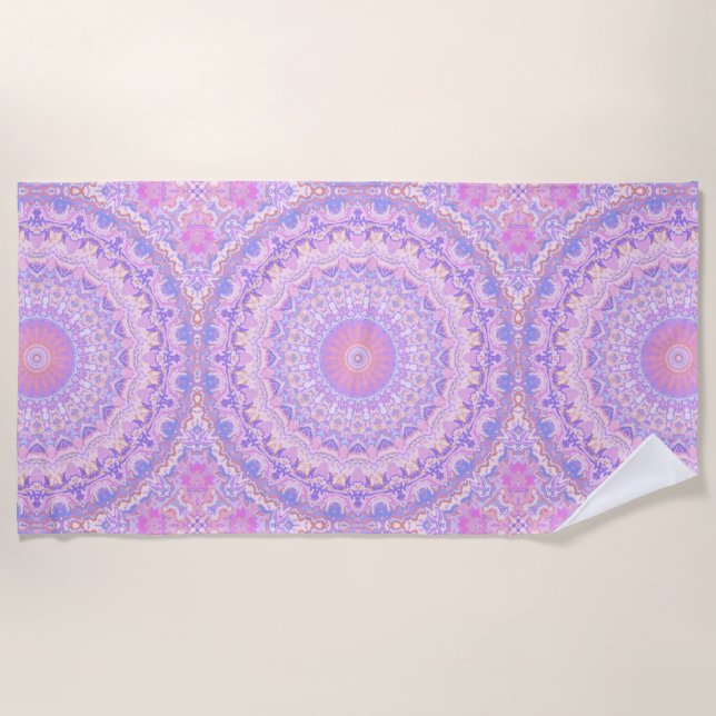 Trippy Colorful Intricate Boho Hippie Mandala Strandtuch (Vorderseite)