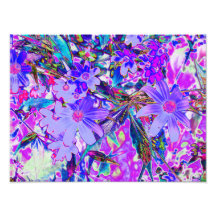 Trippy-Lila und Magenta-farbene Wildblumen