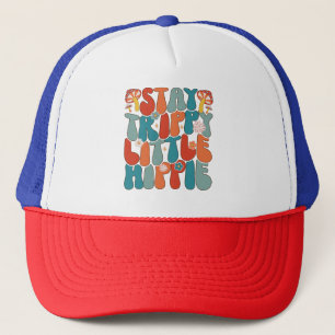 Trippy Little Hippie bleibe: Motivierend Typografi Truckerkappe