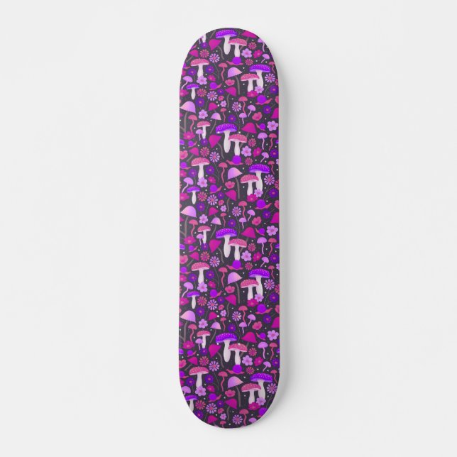Trippy Mushrooms Lila, rosa und schwarz Skateboard (Vorne)