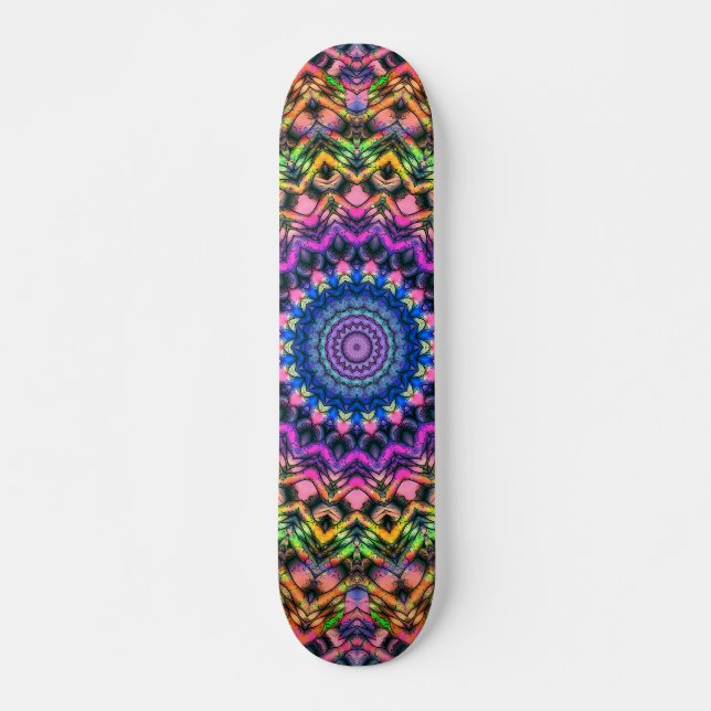 Trippy Psychedelic Kaleidoscope Skateboard (Vorne)