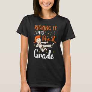 Tritt es im Vorschulalter Tae Kwon Do Mädchen Kara T-Shirt