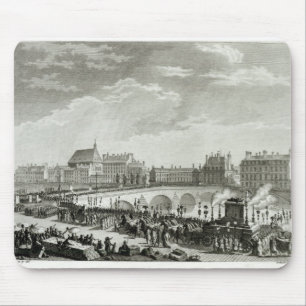Triumph von Voltaire Mousepad