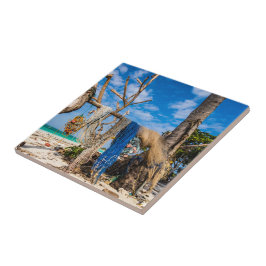 Trocknen der Netze am Strand Fliese