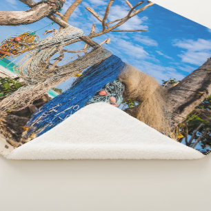 Trocknen der Netze am Strand Sherpadecke