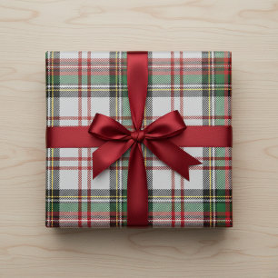 Trois feuilles de papier à envelopper plaid Stewar
