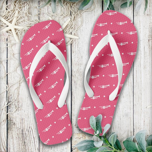 Trompet Music & Marching Band Musician Geschenk Pi Flip Flops (Pink trumpet flip flops by Horn and Castle)
