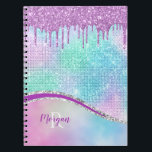 Tropfen von lila Glitzer, Irisierend, Name und Mon Notizblock<br><div class="desc">Personalisieren Sie mit lila Namen und weißem Monogramm auf aquamarinem,  blauem und lila Hintergrund mit Lila Glitzer-Tropfen. Klicken Sie auf "Anpassen",  um Farben und Stile zu ändern.</div>