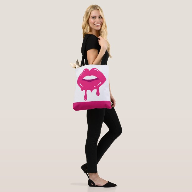Tropffläche Tasche (Am Model)