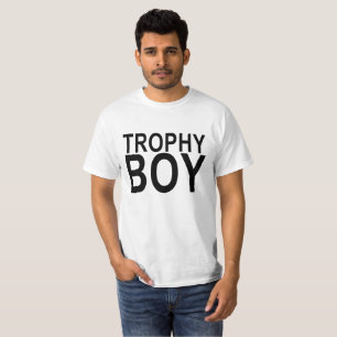 TROPHÄE-JUNGEN-SHIRT. T-Shirt
