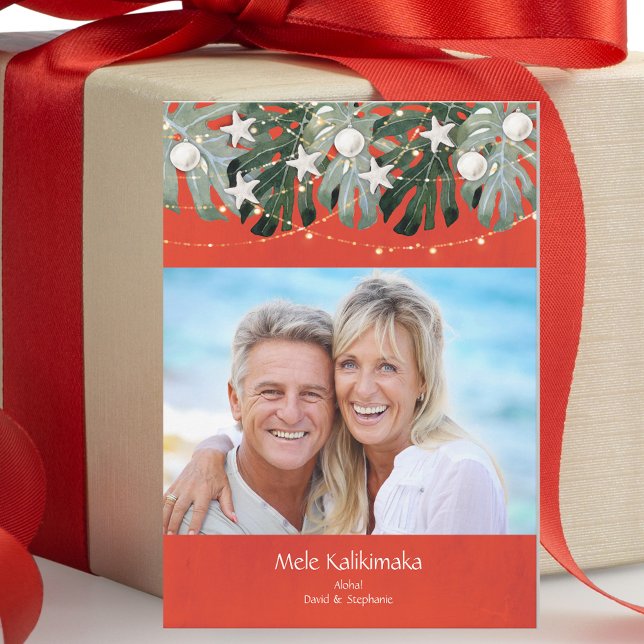 Tropical Beach Family Foto Feiertagskarte (Mele Kalikimaka -Elegant beach vacation holiday Christmas card. Watercolor floral beach theme. )
