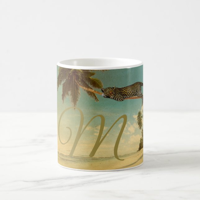 Tropical Beach Palm Tree Leopard Monogram Kaffeetasse (Mittel)