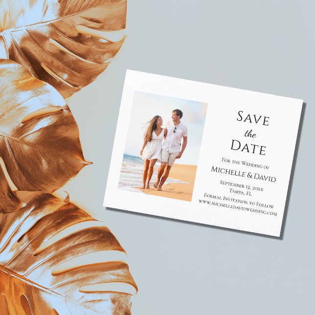 Tropical Beach Wedding Elegant Save the Date Ankündigungspostkarte (Von Creator hochgeladen)
