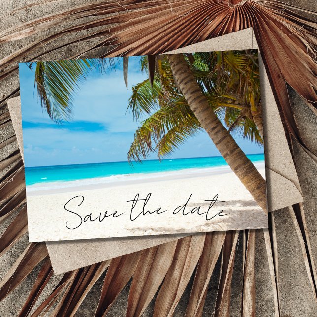 Tropical Beach Wedding Save the Date Ankündigungspostkarte (Von Creator hochgeladen)