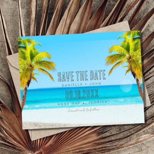 Tropical Beach Wedding Save the Date Ankündigungspostkarte (Von Creator hochgeladen)