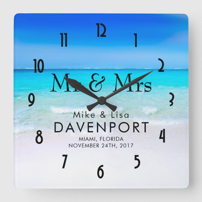 Tropical Beach with a Turquoise Sea Wedding Quadratische Wanduhr (Vorderseite)