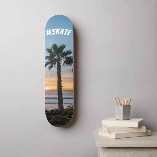 Tropical Blue and Orange Ocean Palm Tree Sunset Skateboard (Wandkunst)