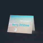 Tropical Blue Ocean Beaches Weihnachtskarten Feiertagskarte<br><div class="desc">Tropisch blaue Weihnachtskarten für das Meer. Kristallklares türkisfarbenes Wasser peitscht an sanften Sandstränden und Sets den Ton für eine Feier an der Küste. Jeder Text ist leicht zu ändern. Schattentext vorne ist in Blau- und Grüntönen gehalten. Fügen Sie eine benutzerdefinierte Nachricht und Signatur hinzu.</div>