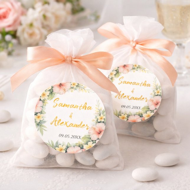 Tropical floral soft romance runder aufkleber (Von Creator hochgeladen)