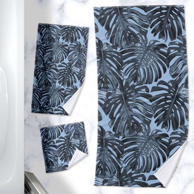 Tropical Jungle Feuilles Bleu foncé Moderne (Dark blue palm leaf printed towels in 3 sizes)