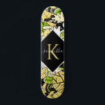 Tropical Kawaii Forest Cartoon Style Name Initial Skateboard<br><div class="desc">Dieses lustige Skateboard mit kawaii Waldmuster wäre ein wunderbares Geschenk für jemanden,  der Skateboard ist! Fügen Sie einfach den gewünschten Namen und die Initiale hinzu,  indem Sie auf die Option "Personalisieren Sie diese Vorlage" klicken.</div>