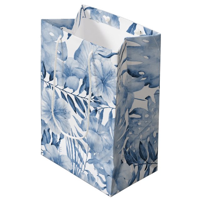Tropical Lila Blue Floral Blätter Brautparty Mittlere Geschenktüte (Vorderseite Schrägansicht)