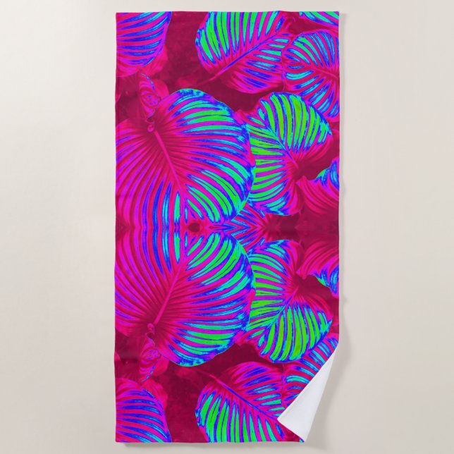 Tropical Lush Magenta Blätter Strandtuch (Vorderseite)