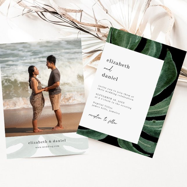 Tropical Monstera Leaf Destination Wedding Photo Einladung (Von Creator hochgeladen)